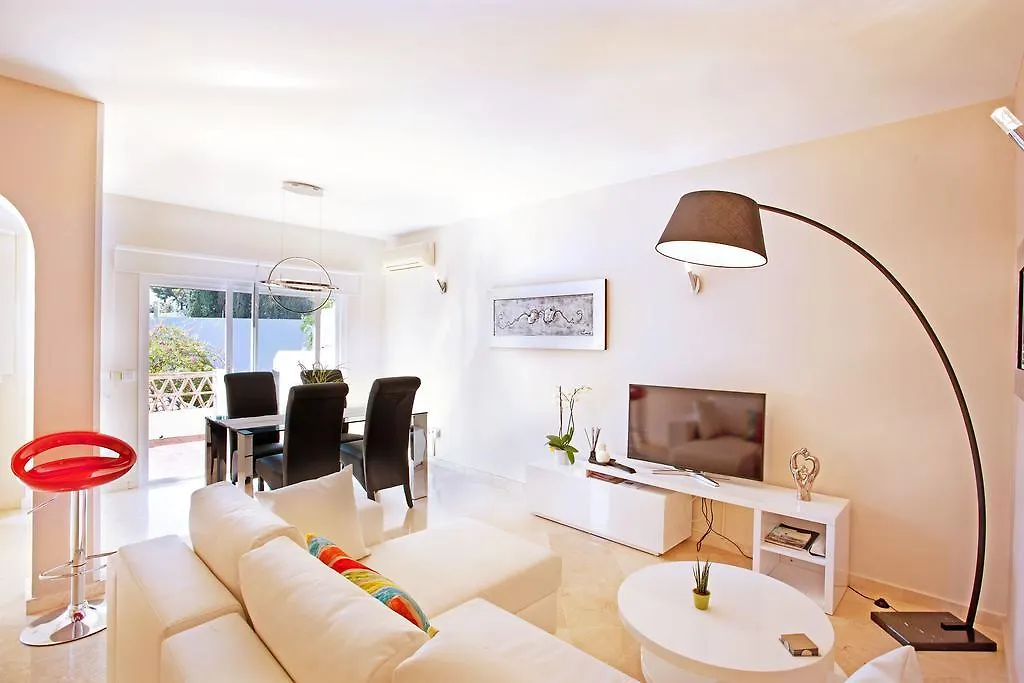 Apartment Pinos De Aloha Marbella 0*,