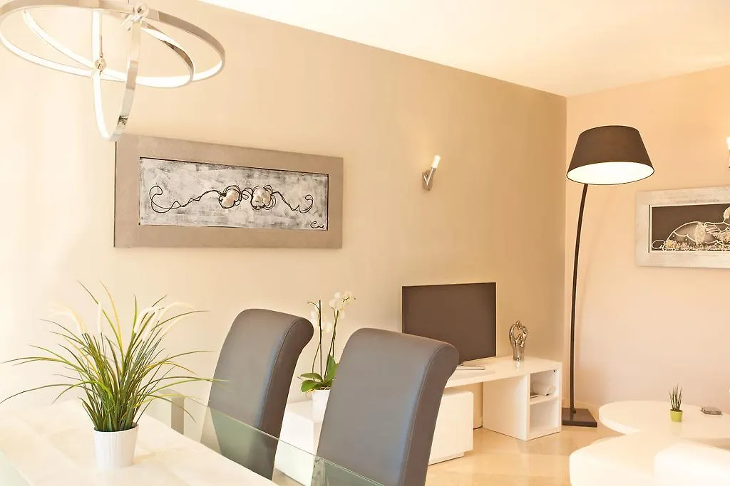 Apartment Pinos De Aloha Marbella Spain